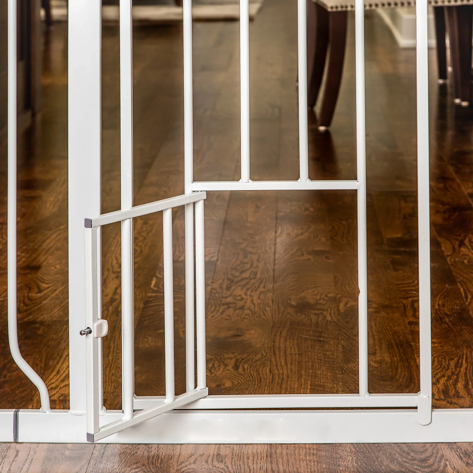 44” Extra Wide Walk-Thru Pet Gate - Image 4